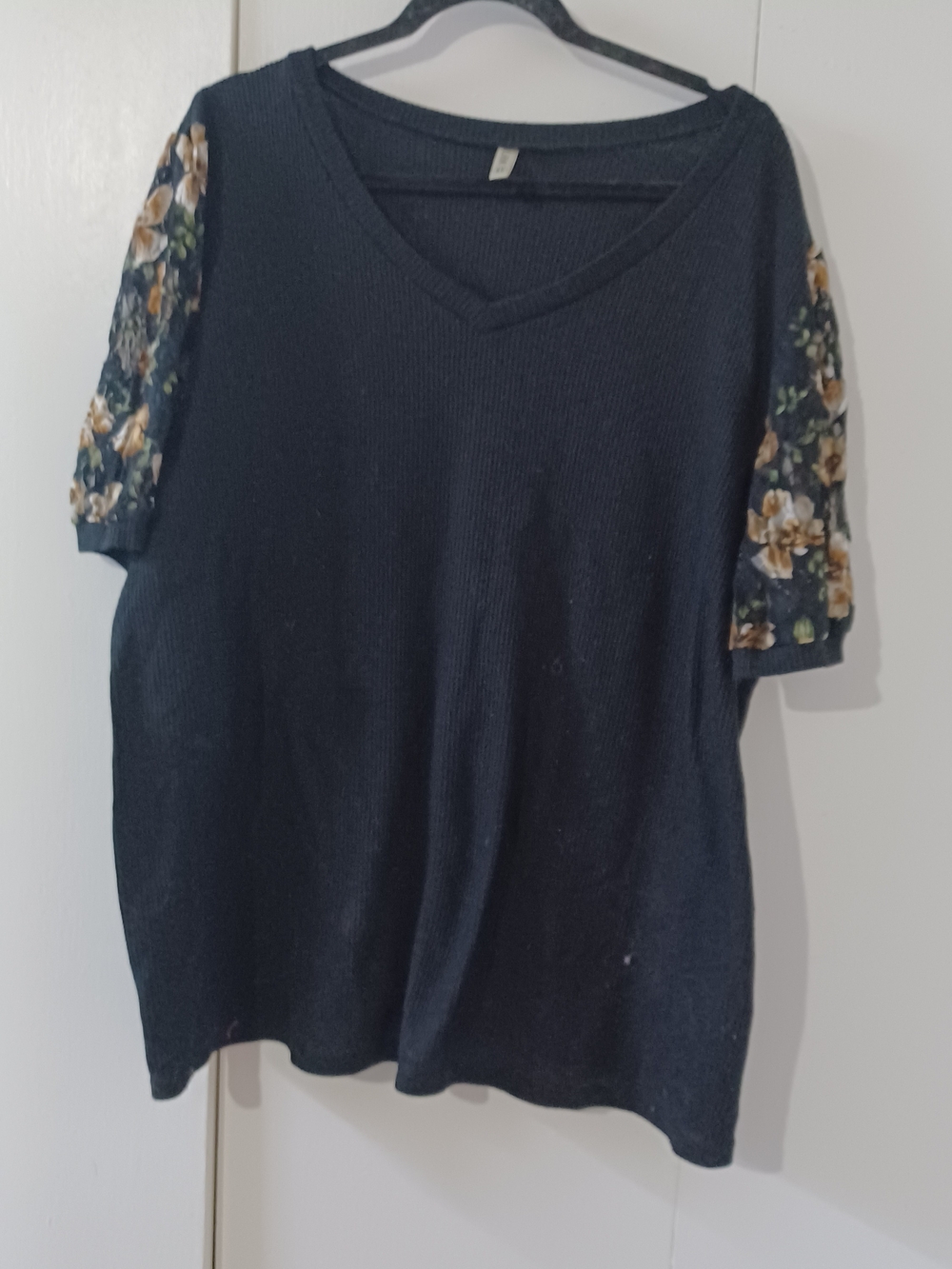 Black V-Neck Women's Top with Floral Puff Sleeves